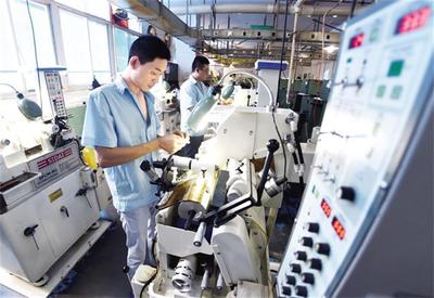 以优质营商环境为沃土，赋能光学镜片加工产业高质量发展